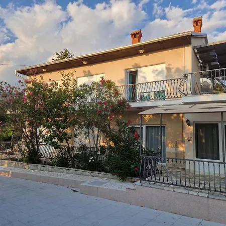 Apartman Valja - 55M2 - Sea View - Garden - Grill Jadranovo Exterior photo