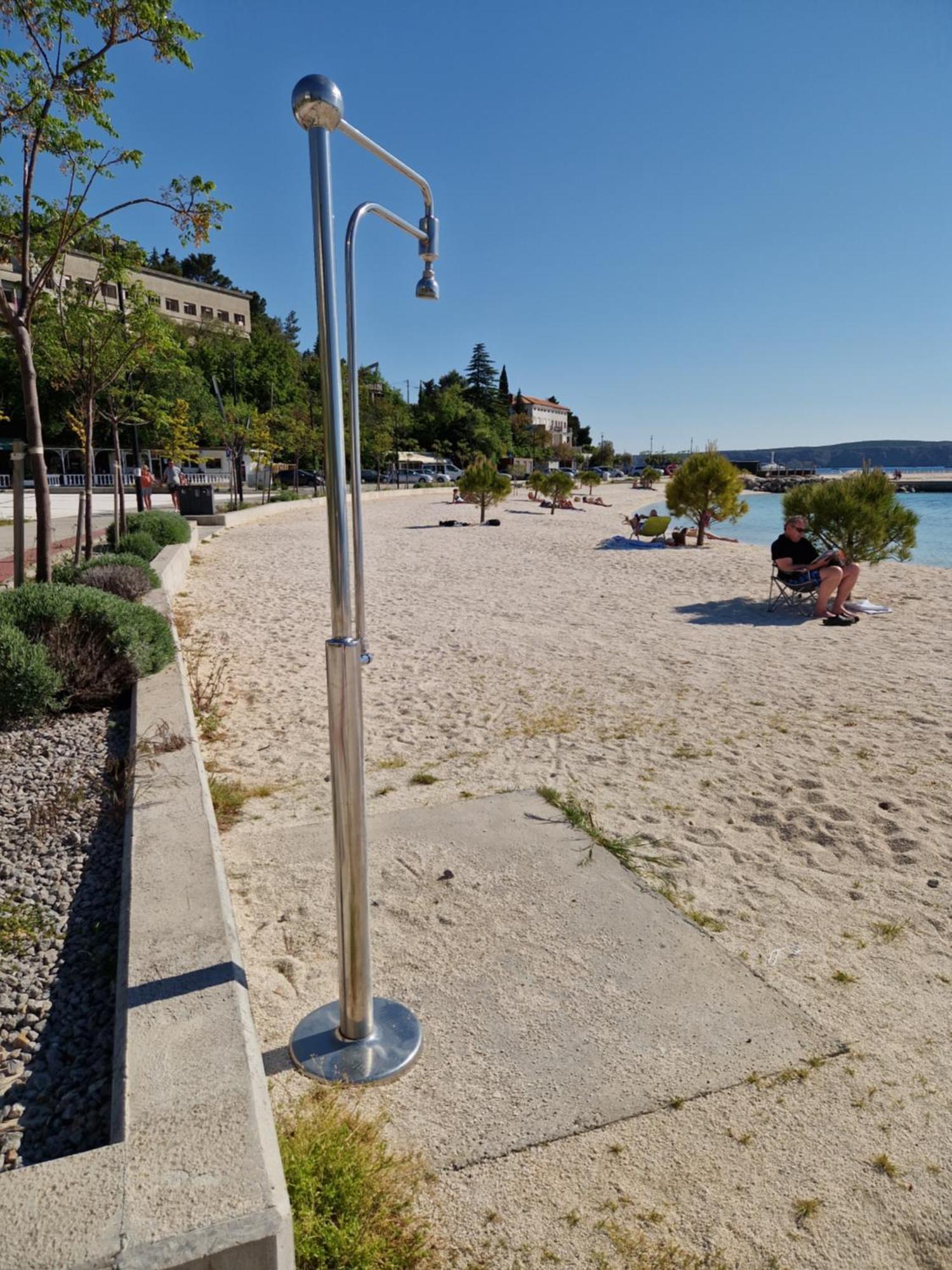 Valja - 55m2 - Sea View - Garden - Grill Apartment