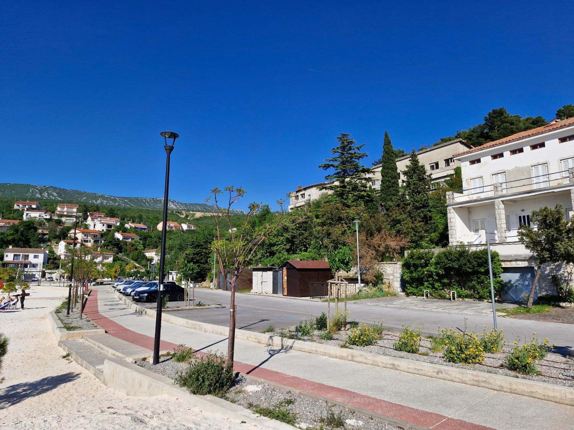 Apartment Valja - 55m2 - Sea View - Garden - Grill *